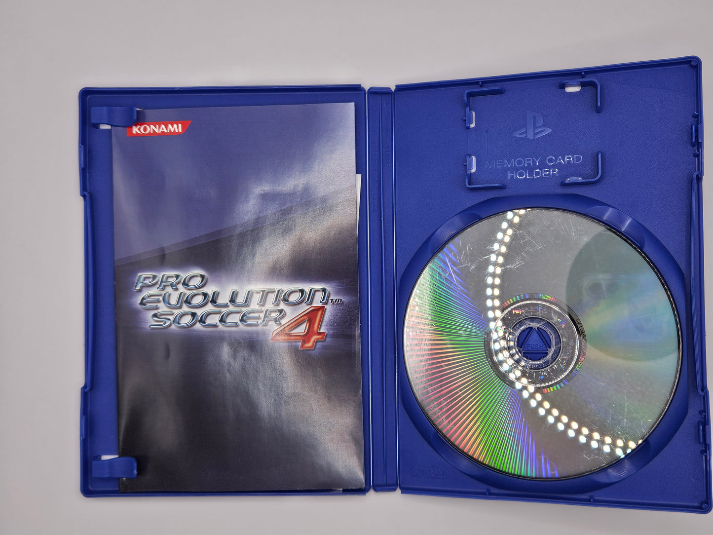 Pro Evolution Soccer (PES) 4 PS2 FR / DE / IT / EN / OTHER CIB
